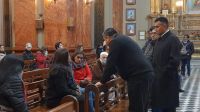 Autoconvocados de Salud se encadenaron en la Catedral de Salta