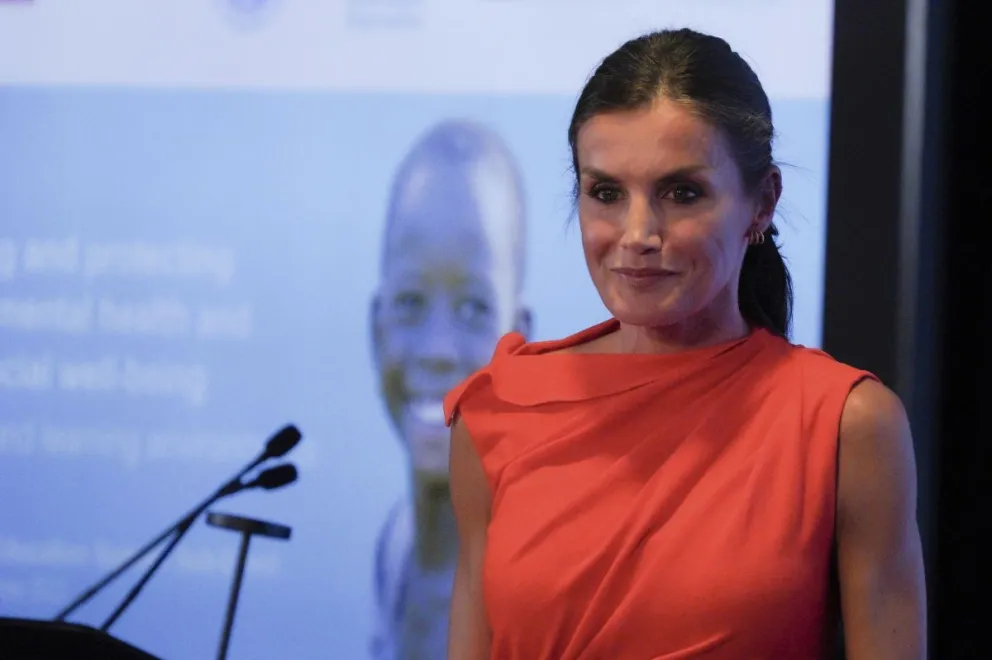 Un puñal por la espalda: la reina Letizia y Felipe VI traicionan a la reina Sofía con su última decisión