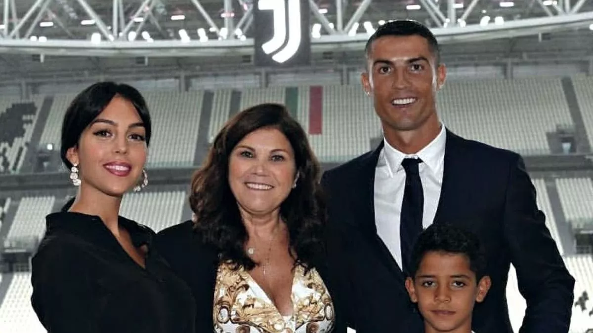 Georgina Rodríguez, Dolores Aveiro y Cristiano Ronaldo