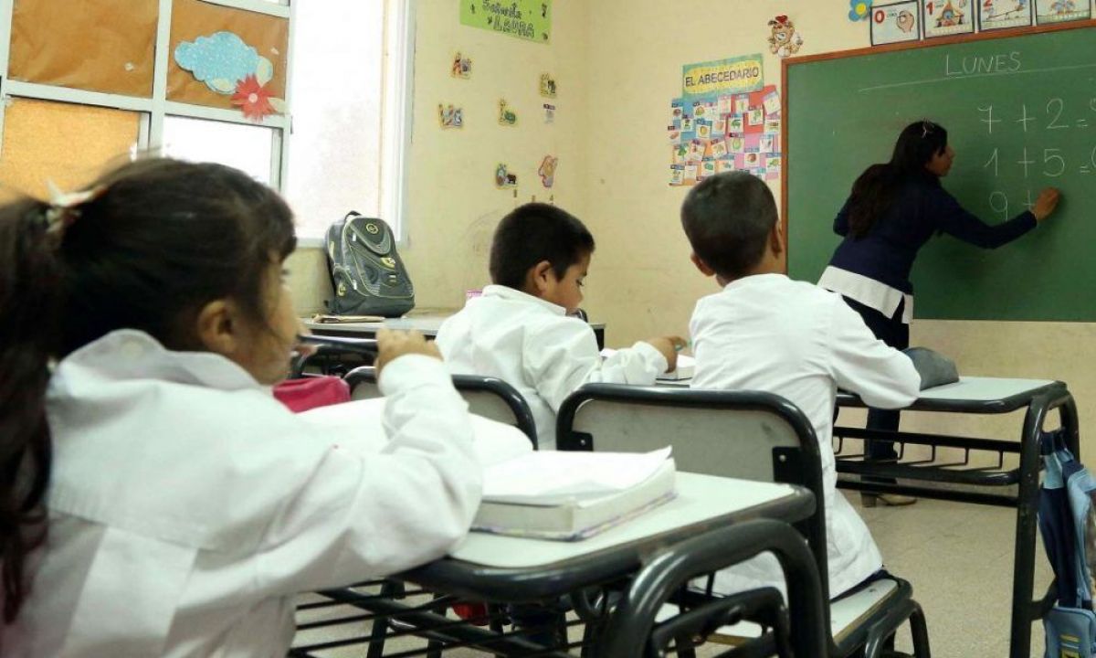 La provincia de Salta enviará carta documento al Gobierno por el incentivo docente 