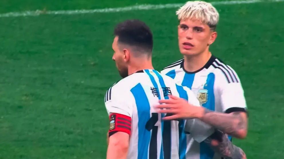 Con dedicatoria a Cristiano Ronaldo: Alejandro Garnacho hizo su debut con la selección argentina