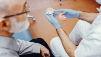 PAMI ofrece prótesis dentales gratuitas: quiénes pueden acceder y qué documentación solicitan