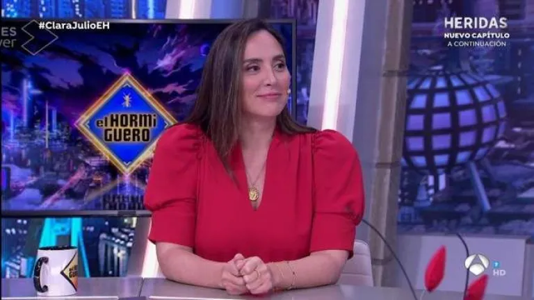 Tamara Falc&oacute; habl&oacute; de su vestido