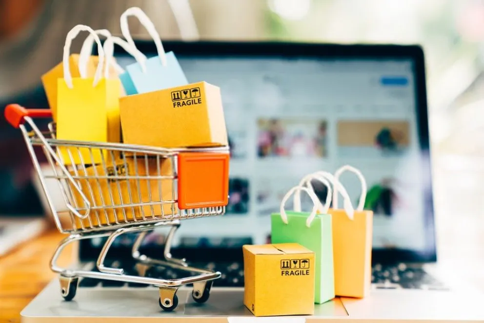 El Gobierno Nacional amplió el monto permitido para compras online en el exterior