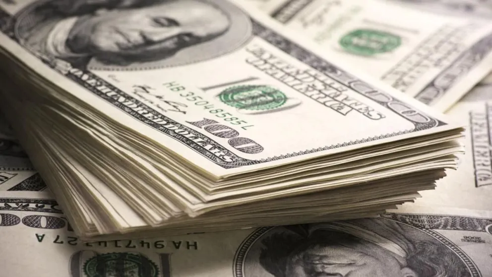Dólar oficial y dólar blue: a cuánto abrió la cotización este lunes 16 de octubre