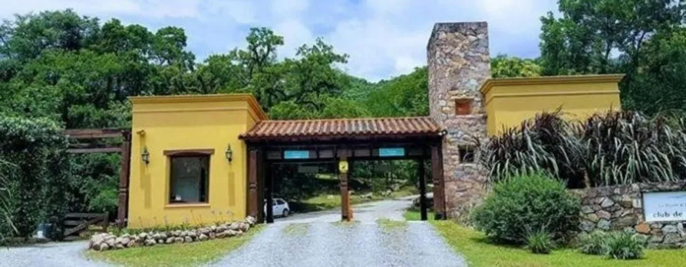 Ingresaron a un barrio privado de Salta y robaron a dos casas en simultáneo 