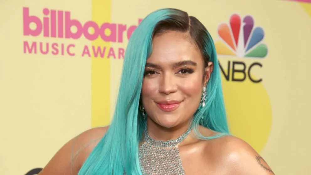 La extraña publicación que desata rumores de embarazo de Karol G: Anuel AA en shock