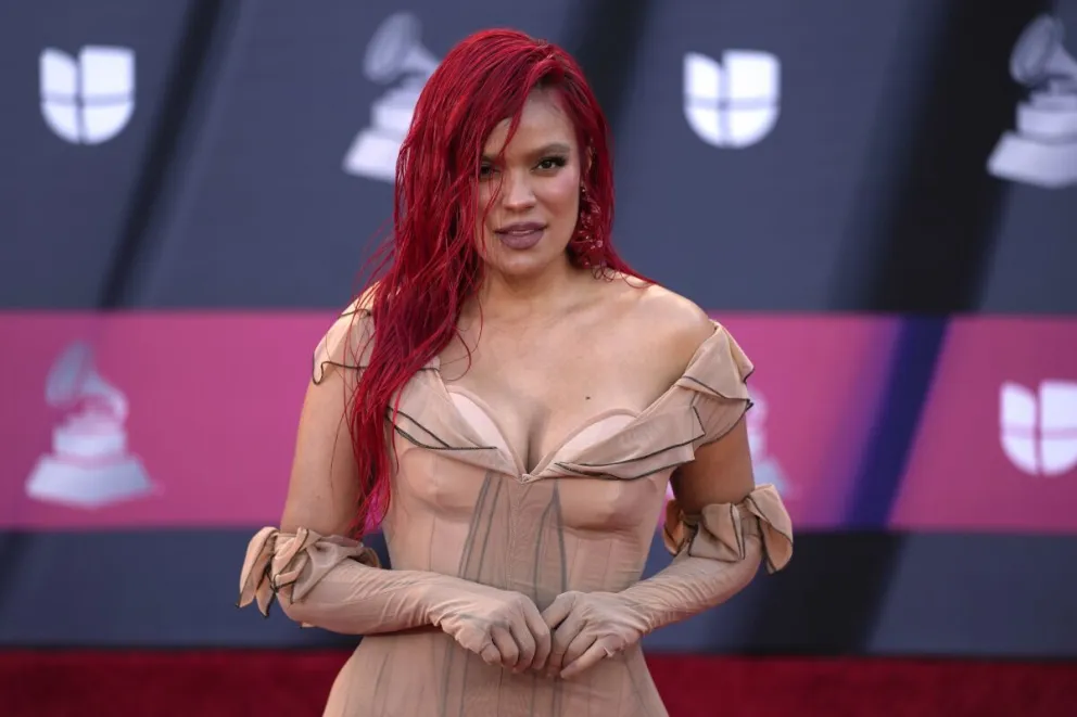 Anuel AA destruido y shock al enterarse que Karol G y Feid podrían ser padres: las pruebas
