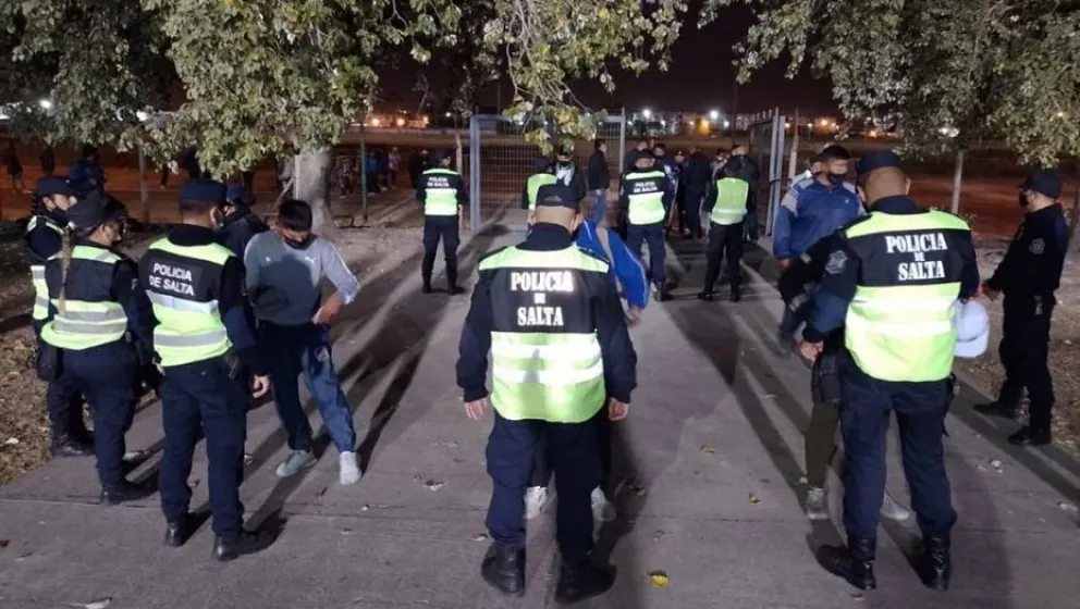 Otro domingo con gran número de hinchas de Gimnasia y Juventud Antoniana detenidos 