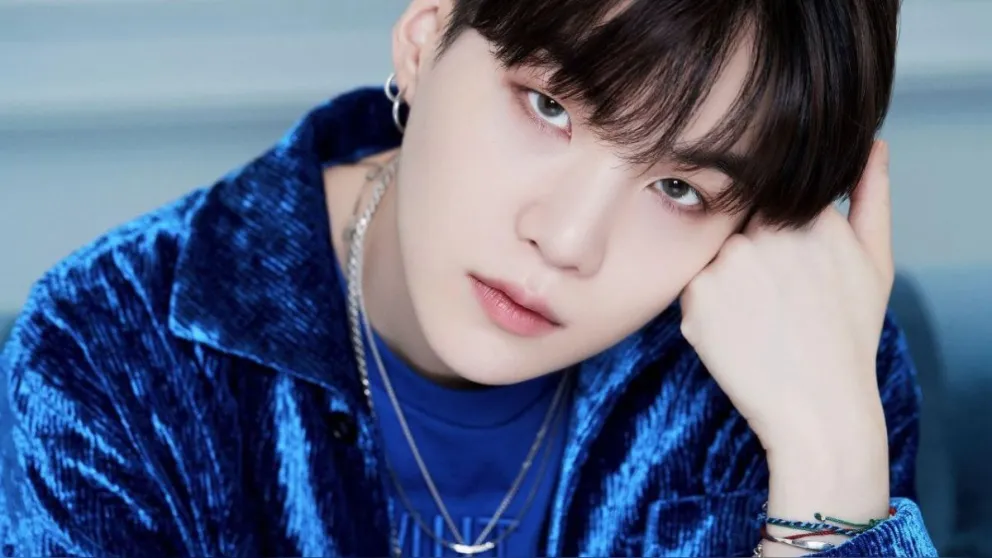 Por este aplastante motivo lloró Suga de BTS en pleno concierto en Singapur: sus fans alarmados