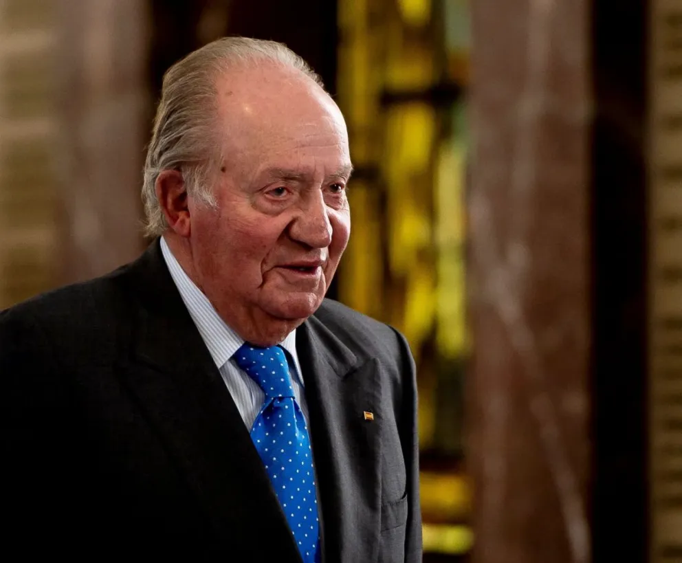 Juan Carlos I envuelto en el peor escándalo: engañó a la reina Sofía con una mujer de la familia real