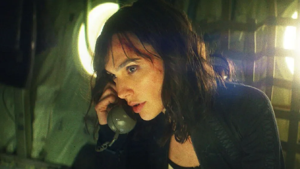 El film de acción y espionaje de Netflix protagonizado por una estrella de cine que no te dejará pararte del sillón