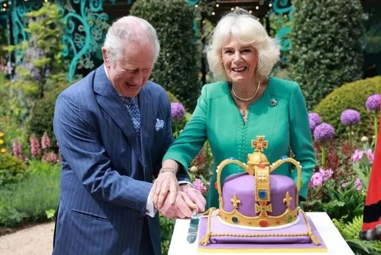 La torta para los reyes brit&aacute;nicos