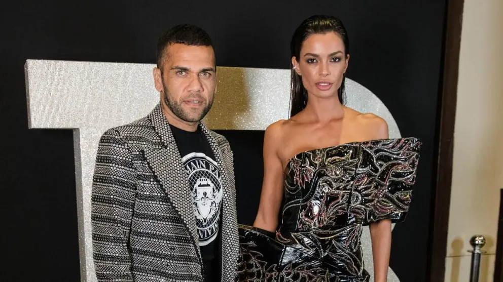 Mientras Dani Alves sigue preso Joana Sanz recibió un fuerte y cargado mensaje: foto