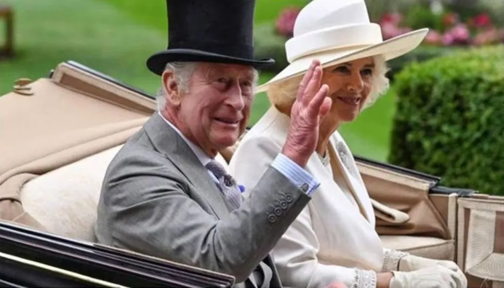 Rey Carlos llora de emoción en su primer Royal Ascot sin la reina Isabel