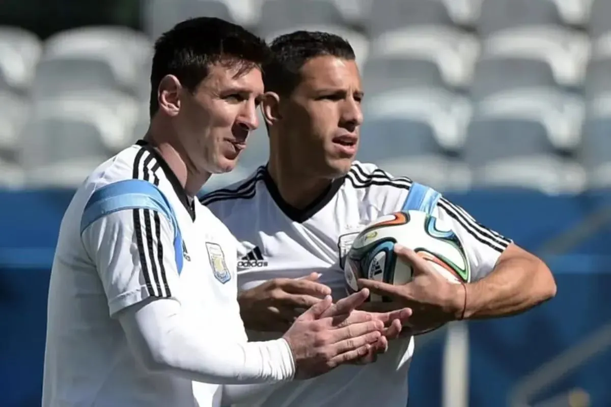Lionel Messi y Maxi Rodr&iacute;guez