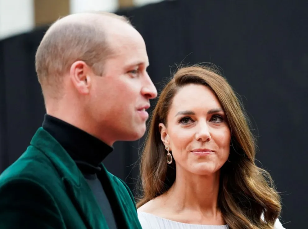 Los gestos cariñosos de Kate Middleton a Guillermo que dejaron encantados a los fanáticos 