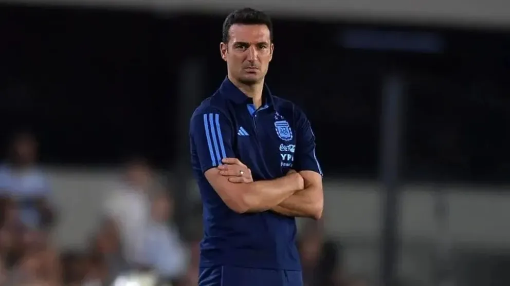 Tras la salida del Papu, Scaloni le daría una segunda oportunidad a un viejo conocido para las Eliminatorias